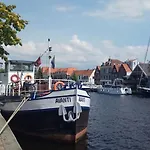 Botel Amice