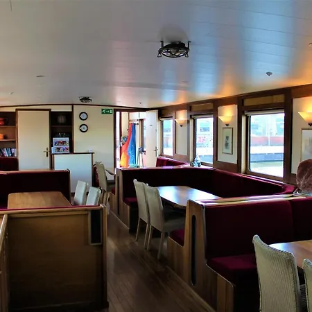 Hotel en barco Amice