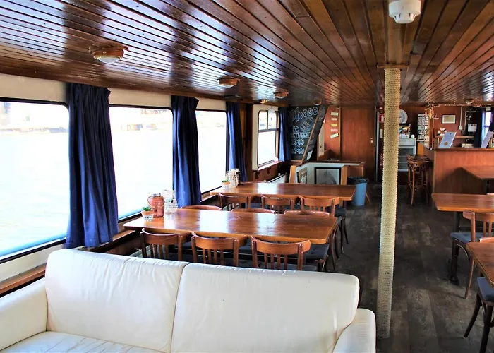 Amice 船上ホテル *